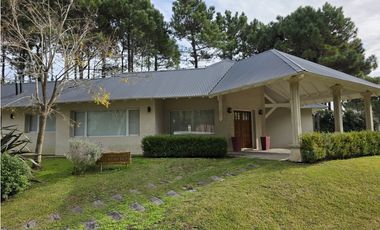 Casa en Venta - Barrio Cerrado - Calidad de Construcción