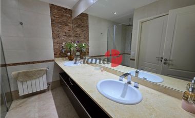 Casa en Venta - Barrio Cerrado - Calidad de Construcción
