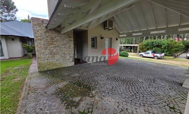 Casa en Venta - Barrio Cerrado - Calidad de Construcción