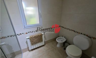 Casa en Venta - Barrio Cerrado - Calidad de Construcción