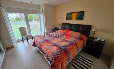 Casa en Venta - Barrio Cerrado - Calidad de Construcción