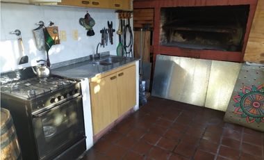 MANUEL LEIVA 2379, entre Fitz Roy y Cerviño, San Justo