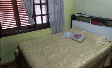 MANUEL LEIVA 2379, entre Fitz Roy y Cerviño, San Justo