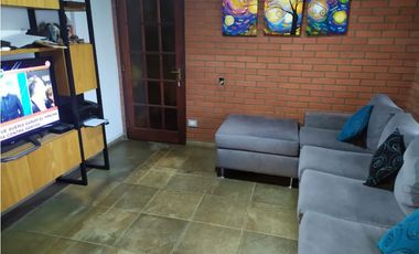 MANUEL LEIVA 2379, entre Fitz Roy y Cerviño, San Justo