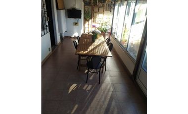 MANUEL LEIVA 2379, entre Fitz Roy y Cerviño, San Justo