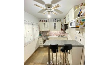 MANUEL LEIVA 2379, entre Fitz Roy y Cerviño, San Justo