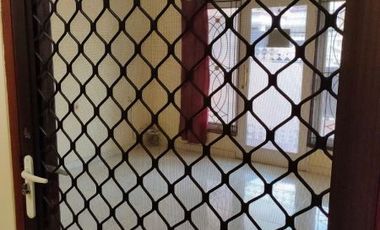 Disewakan Rumah Strategis Lokasi di Nginden Intan Barat, Surabaya