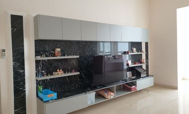Dijual Rumah Cantik Hoek Jl. Walet Pantai Indah Kapuk Jakarta Utara Lokasi Strategis, Furnished