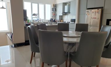 Dijual Rumah Cantik Hoek Jl. Walet Pantai Indah Kapuk Jakarta Utara Lokasi Strategis, Furnished