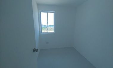 Cara Unit with Carport and Balconu in Camella/ Lessandra Pili - Dave