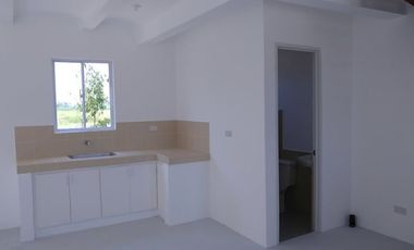 Cara Unit with Carport and Balconu in Camella/ Lessandra Pili - Dave