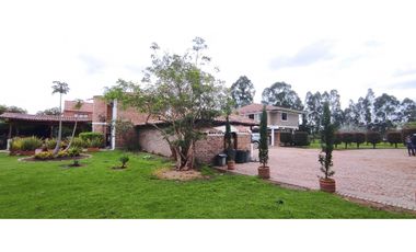 Lote en venta en Los Pinos Club de Polo