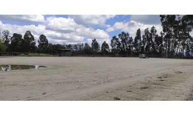 Lote en venta en Los Pinos Club de Polo
