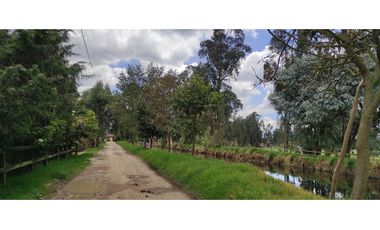 Lote en venta en Los Pinos Club de Polo