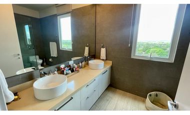 Venta de Apartamento en Punta Barco, San Carlos