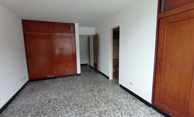 apartamento en arriendo en granada. Cod A4914