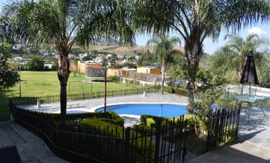 Las Cañadas - Gran Residencia con Vista Panorámica, Alberca y Amplio Jardín