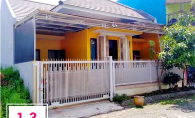 Rumah 2 Lantai Luas 120 di Istana Gajayana Dinoyo Malang