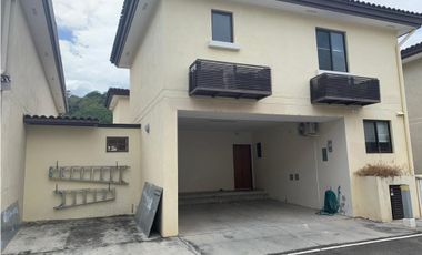 Se Vende Casa Moderna ¡Amoblada! en Panamá Pacifico