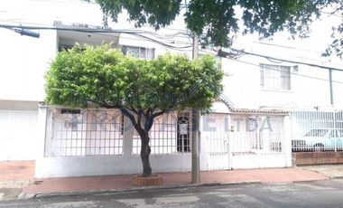 casa en venta en barrio blanco. Cod V101436