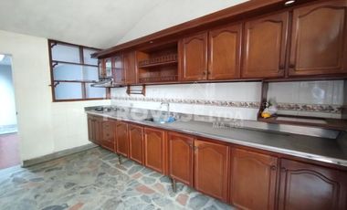 casa en venta en barrio blanco. Cod V101436