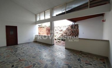 casa en venta en barrio blanco. Cod V101436