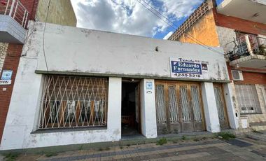 Casa en venta en Lanus Oeste