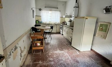 Casa en venta en Lanus Oeste