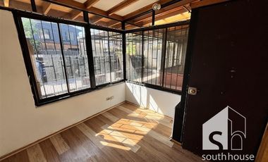 Casa venta 4D 2B Geronimo de Alderete Av La Florida J80