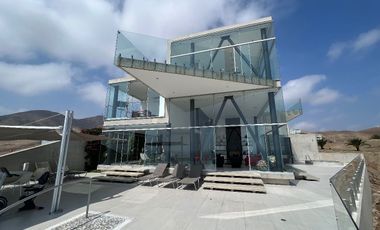 MARAVILLOSA CASA DE PLAYA EN VENTA, PLAYA POSEIDÓN, PUCUSANA