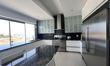 MARAVILLOSA CASA DE PLAYA EN VENTA, PLAYA POSEIDÓN, PUCUSANA