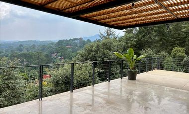 CASA EN VENTA CON VISTA PANORAMICA