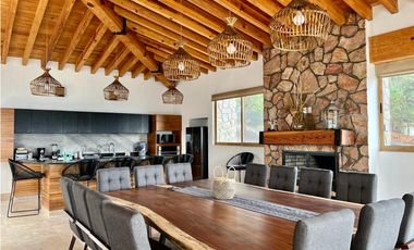 CASA EN VENTA CON VISTA PANORAMICA