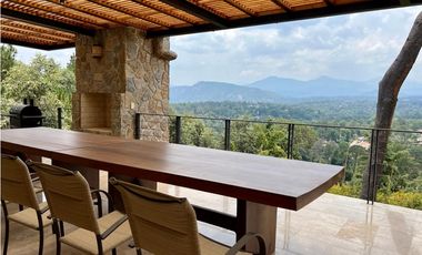CASA EN VENTA CON VISTA PANORAMICA