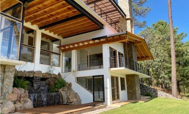 CASA EN VENTA CON VISTA PANORAMICA