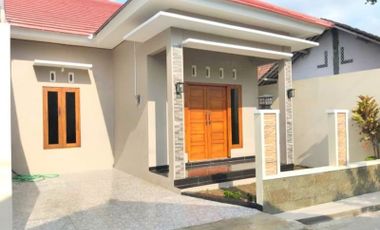 Rumah Modern Mewah Siap Huni di Sidokarto Jalan Godean