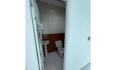 ALQUILER LOCAL LEVEL PLAZA 50 M2