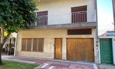 Casa para 2 Familias en venta en Wilde