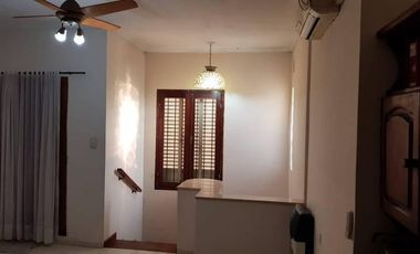 VENDO HERMOSA CASA, UBICACIÓN