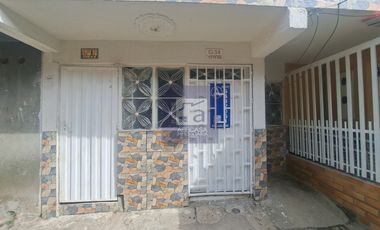 COD. 4336 - SE ARRIENDA APARTAESTUDIO - BARRIO: ESTORAQUES