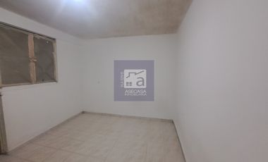 COD. 4336 - SE ARRIENDA APARTAESTUDIO - BARRIO: ESTORAQUES
