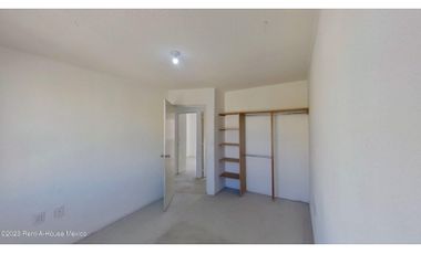 Casa en Venta en Pachuca de Soto,Real Toledo MURC 24-96.