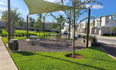 Casa en venta al oriente Fracc. Cantabria Residencial  Modelo Corella 3