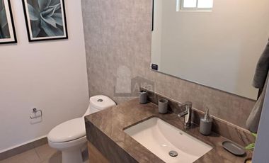 Casa en venta al oriente Fracc. Cantabria Residencial  Modelo Corella 3