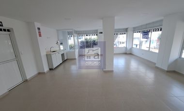 COD. 5303 - SE ARRIENDA LOCAL - BARRIO: CANDILES