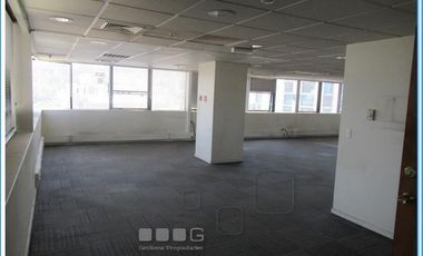 METRO LOS LEONES / LYON