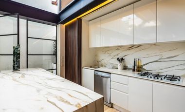 Pier 57 Unit 108