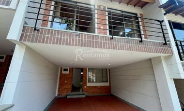 casa en arriendo en cumbres. Cod A776609