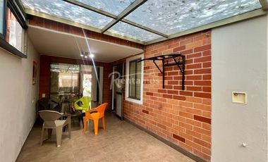 casa en arriendo en cumbres. Cod A776609