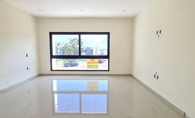 Casa en VENTA de 4 recamaras fracc Lomas Residencial